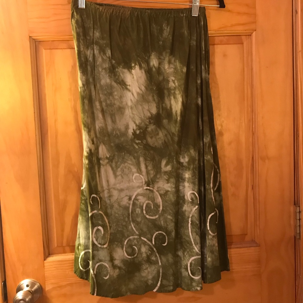 Hand Batiked 100% rayon skirt with Kuru fern motif